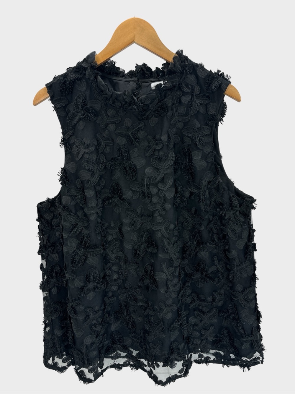 Preston & York 3D Floral Embroidered Mesh Sleeveless Mock Neck Dressy‎ Blouse 18